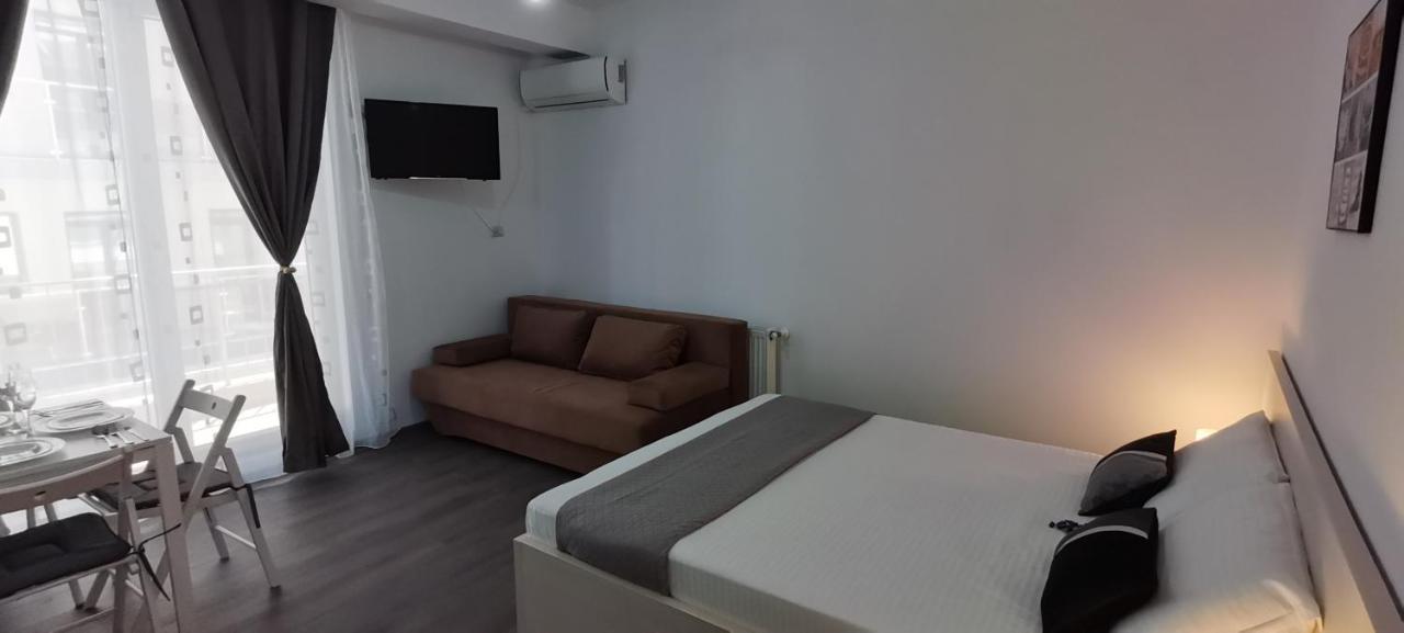 Mike Studio Mamaia Nord Apartment Navodari Exterior photo