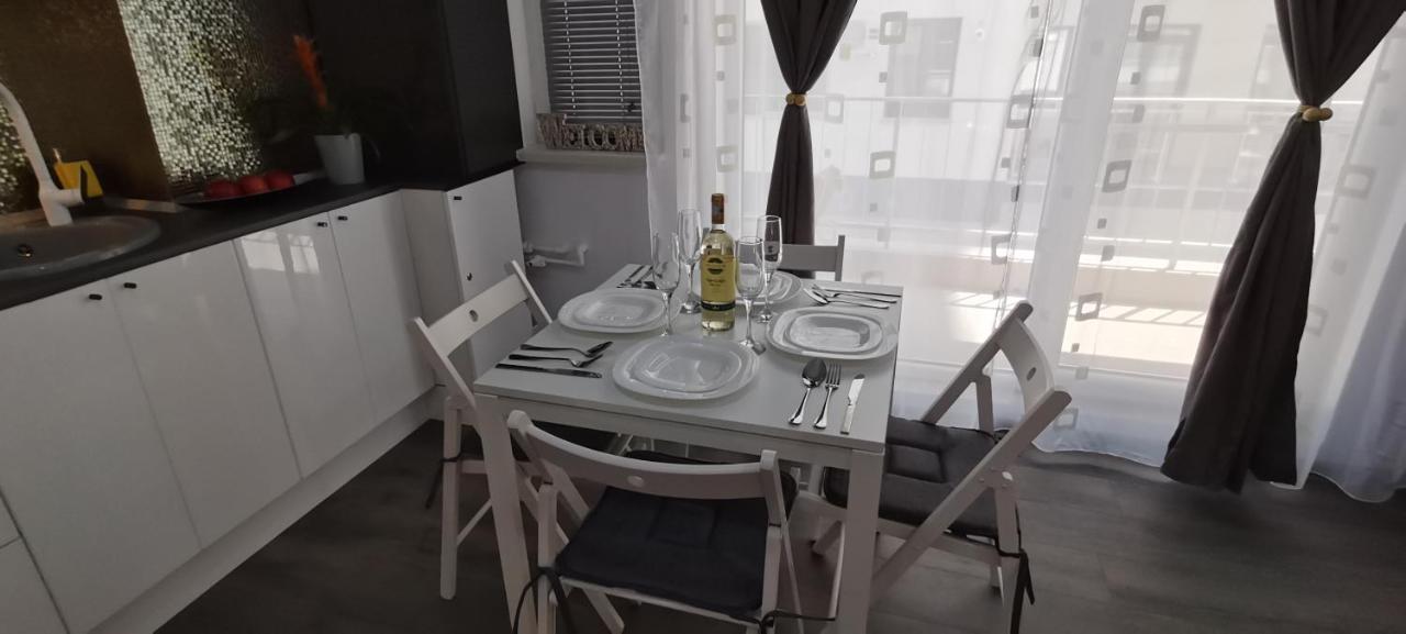 Mike Studio Mamaia Nord Apartment Navodari Exterior photo