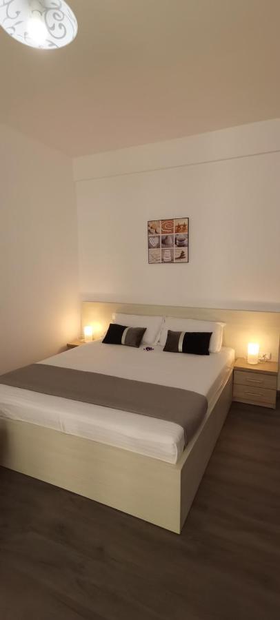 Mike Studio Mamaia Nord Apartment Navodari Exterior photo