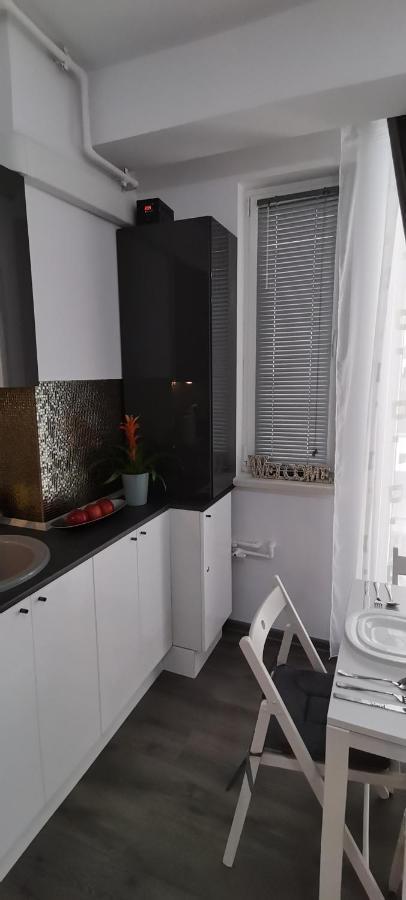 Mike Studio Mamaia Nord Apartment Navodari Exterior photo